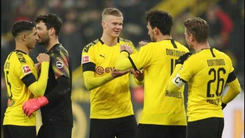 مهاجم دورتموند متحمس للاحتفال مع الجماهير بالتتويج المحتمل بلقب البوندسليجا