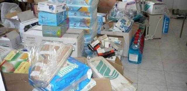 الرقابة الإدارية: تداهم ورش بيع وتخزين الكمامات والكحول