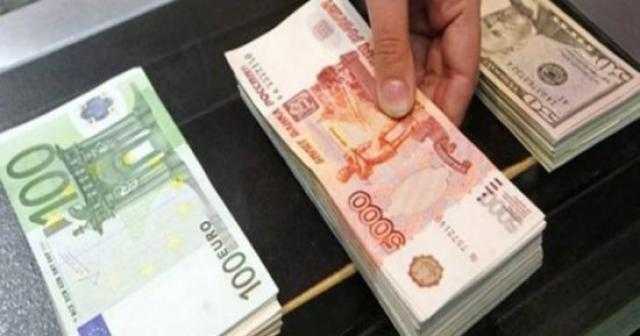 القبض على شخص لاتجاره بالعملات في السوق السوداء بالدقهلية
