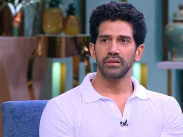 شاهد أحمد مجدي خلال فعاليات مهرجان القاهرة السينمائي الدولي