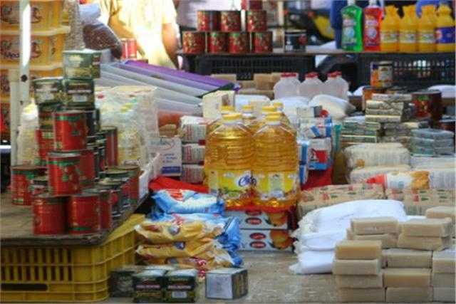 ضبط 6.350 طن سلع غذائية مجهولة المصدر بالجيزة