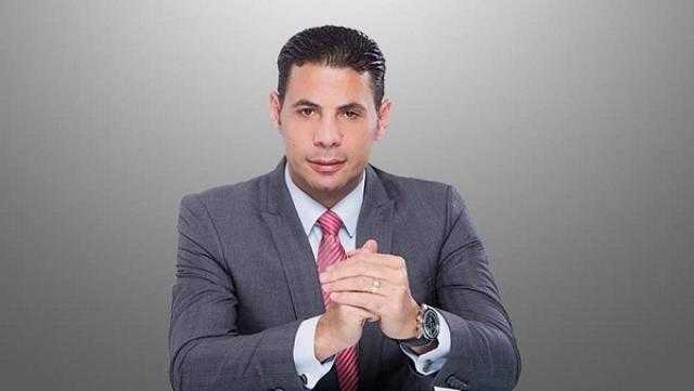 برلماني يطالب بارتداء الكمامات إجباريا في جميع المؤسسات ووسائل النقل