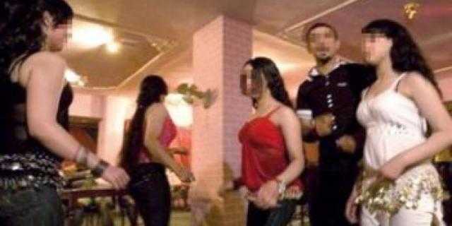 سقوط عائلة تنظم حفلات جنس جماعى والساعة بـ 5 آلاف جنيه
