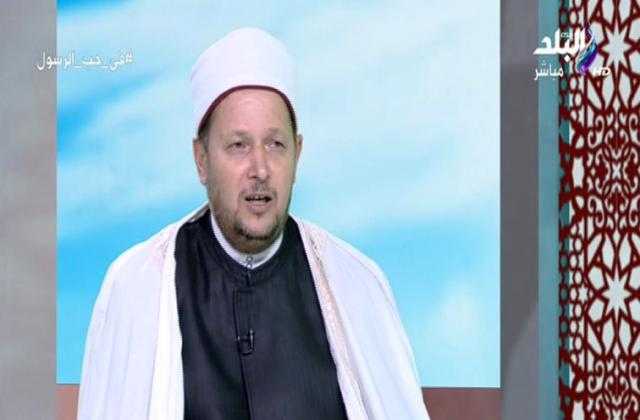 «العزازي»: يجوز الحلفان بالله وأسمائه وصفاته والنبى والكعبة والمصحف.. فيديو
