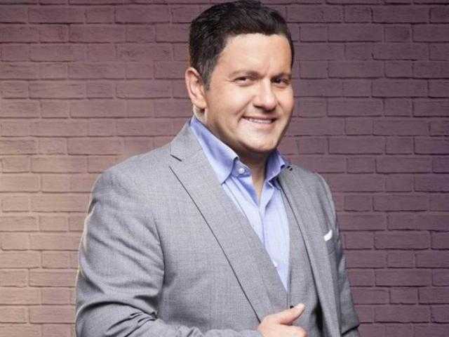 إدوارد من كواليس البرنس: مفيش أحلى من اللي فاهم اللي حواليه ومكبر دماغه