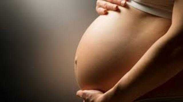 تزوجته من أجل الإنجاب.. سيدة حامل تطلب الطلاق من زوجها