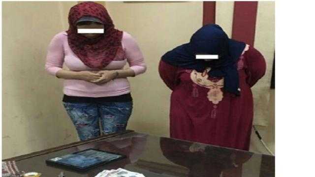 سقوط عصابة نسائية لسرقة المواطنين داخل المولات والمحال بأكتوبر