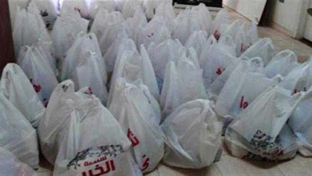 ”مستقبل وطن” يواصل توزيع المواد الغذائية على الأسر الأكثر احتياجًا بالفيوم