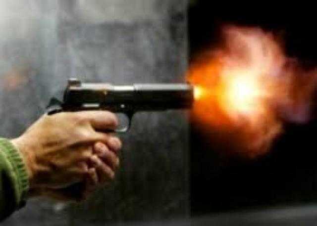 إصابة عاملين في مشاجرة بالرصاص في سوهاج