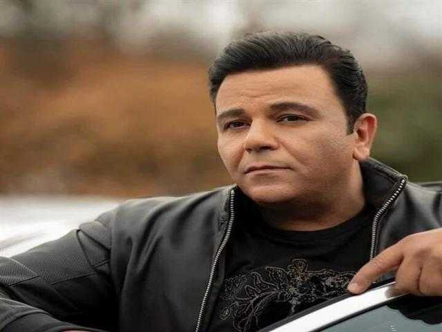 شاهد.. محمد فؤاد يشارك بصورة من عطلته الصيفية