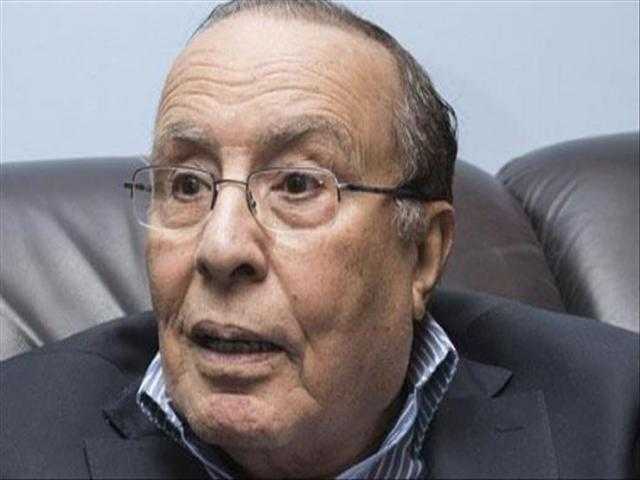 المخرج محمد فاضل يعلن عن إصابة شقيقته ونجلها بكورونا