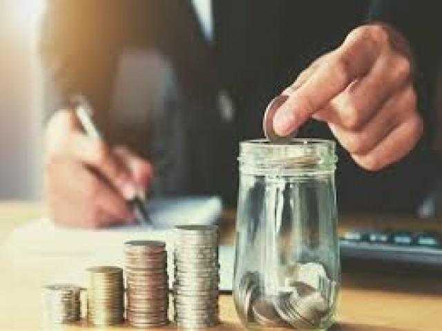 حكم جدولة زكاة المال وإخراجها على دفعات بعد بلوغ الحول