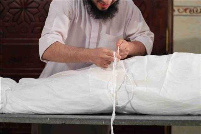 إذا مات الزوج قبل الدخول بزوجته فهل من حقها استرداد قائمة المنقولات والمؤخر؟