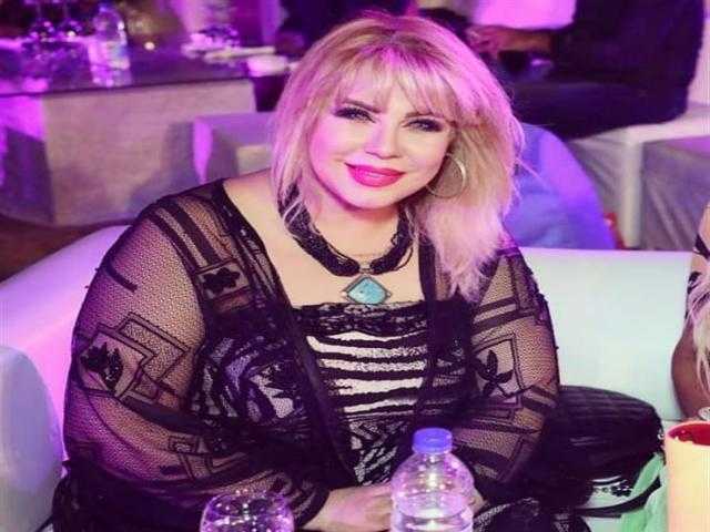 بعد ظهور أعراض كورونا.. منى إش إش: عشمي في ربنا كبير
