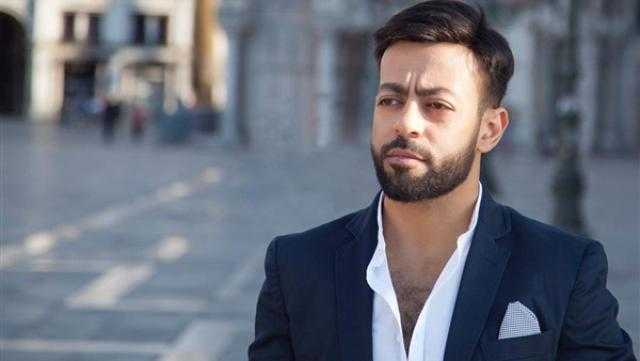 تامر عاشور ينتهى من تسجيل أغنيتين لألبومه الجديد.. اعرف التفاصيل