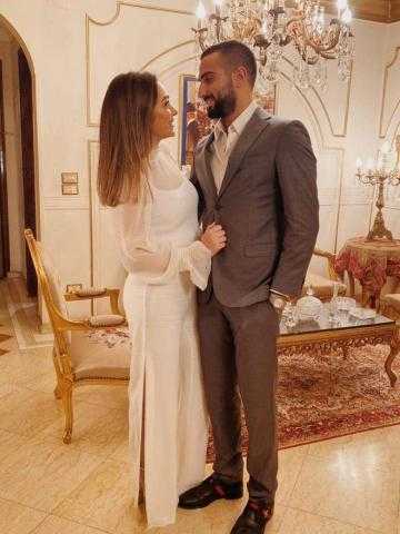 بالفيديو.. محمد الشرنوبي يرقص مع عروسه في حفل زفافهما