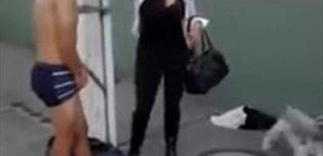 الحبس سنة لـ”شاب” خلع ملابسه أمام فتاة في الشارع بالإسكندرية