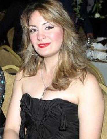 شاهد.. نرمين الفقي بإطلالة مثيرة من حمام السباحة