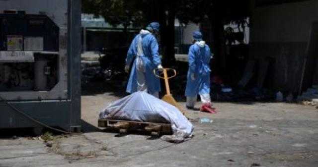 ”جونز هوبكنز” الأمريكية : 385 وفاة جديدة بكورونا في الولايات المتحدة خلال 24 ساعة