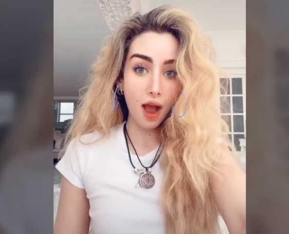 شاهد.. هنا الزاهد تستعرض جمالها فى أحدث ظهور
