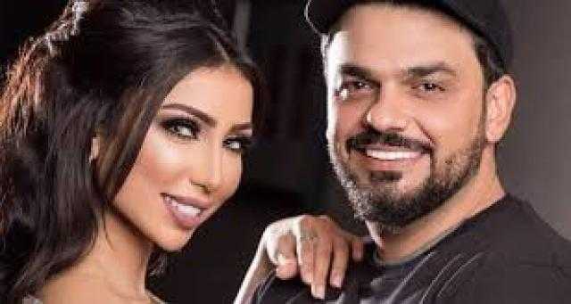 هل انفصلت عن زوجها.. دنيا بطمة تقرر حذف جميع صور محمد الترك