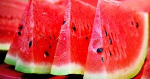 علامات تساعدك في شراء بطيخة حمراء