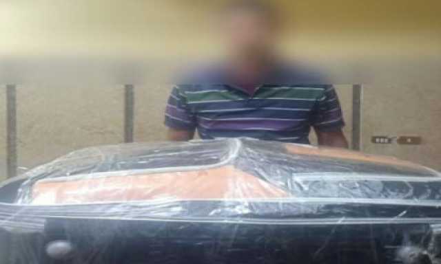 ضبط تاجر منشطات جنسية مجهولة المصدر فى موقف المرج