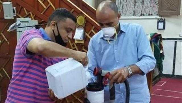 بالصور.. ”حماة الوطن” يشارك في تعقيم مساجد الساحل