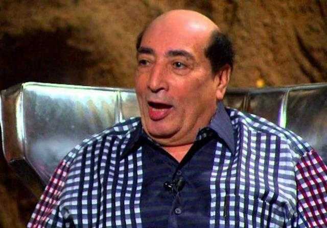 بعد استقرار حالته الصحية.. عبدالله مشرف يغادر المستشفى