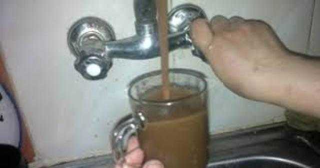 المياه ملوثة.. مواطنون يشكون تلوث مياه الشرب بقرية فيشا بالمنوفية