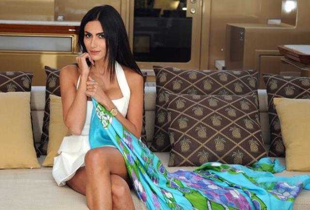 بالصور.. ديالا مكي تستعرض رشاقتها في جلسة تصوير جديدة