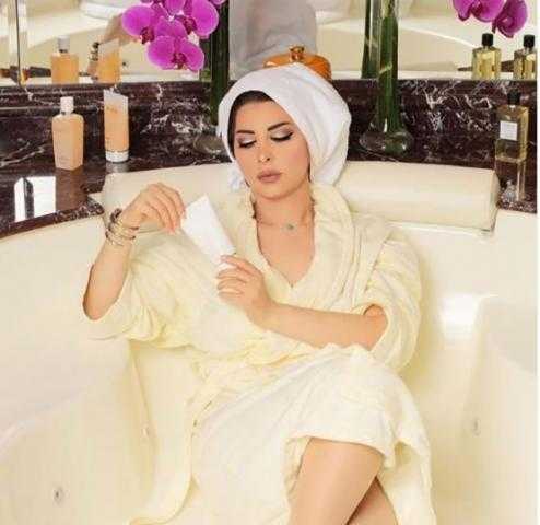 شاهد.. شمس الكويتية بإطلالة مثيرة على إنستجرام