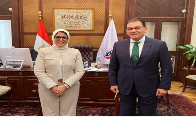 عضو المصريين الأحرار يلتقى وزيرة الصحة لبحث مشكلات أهالى الزيتون والأميرية