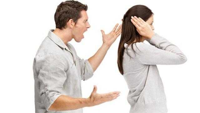 تفاصيل اتهام رجل لزوجته بالعمل فى الدعارة.. والزوجة ترد