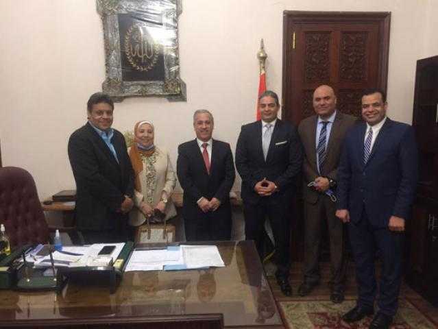 رئيس ”الوطنية للصحافة” يستقبل وفدا من مجلس نقابة الإعلاميين بمقر الهيئة