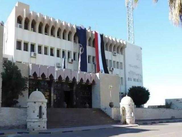عامل خرده يقتل زوجته بسكين في الغردقة