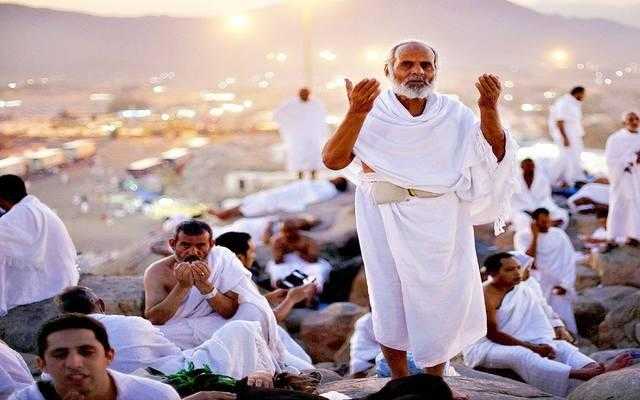 خطيب مسجد الفتاح العليم لمن حرموا حج بيت الله الحرام: أنفقوا على الفقراء والمحتاجين