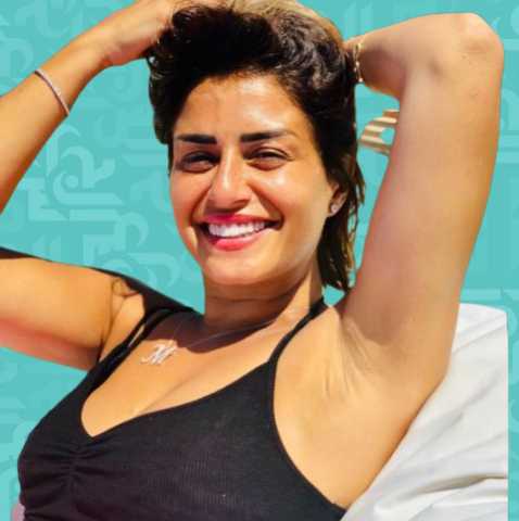 منة فضالي تستعرض أنوثتها بهذه الإطلالة
