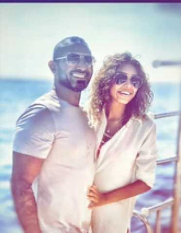شاهد .. أحمد سعد يشعل السوشيال ميديا فى أحدث ظهور مع خطيبته