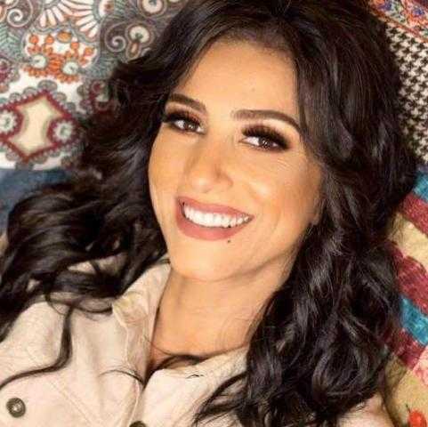 حنان مطاوع تشارك جمهورها صورة جديدة لها