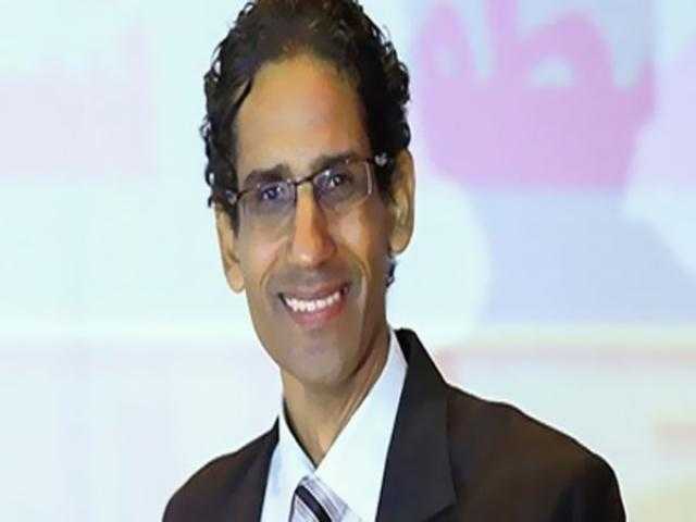 النائب طارق تهامي: مصر تتغير للأفضل في عهد السيسي وستكون نموذج يحتذى به لدول الجوار