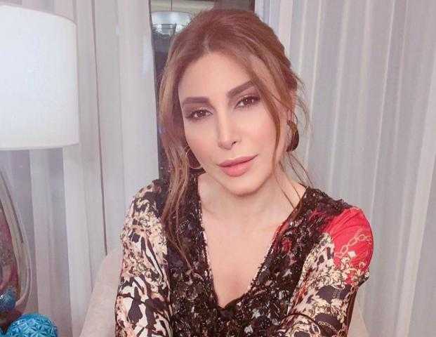 شاهد.. يارا تحتفل بالعيد على طريقتها الخاصة