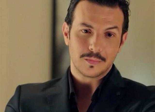 باسل خياط ناعيا والده: «وداعا الرجل الأول في حياتي»