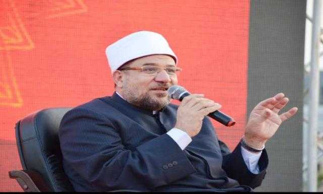 وزير الأوقاف يوجه بالتزام التباعد الاجتماعى عند توزيع لحوم الأضاحى