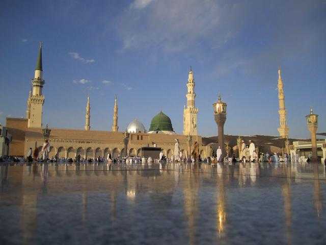 خطيب المسجد النبوي: نعمتان من لم يغتنمهما خسر ويندم أشد الندم