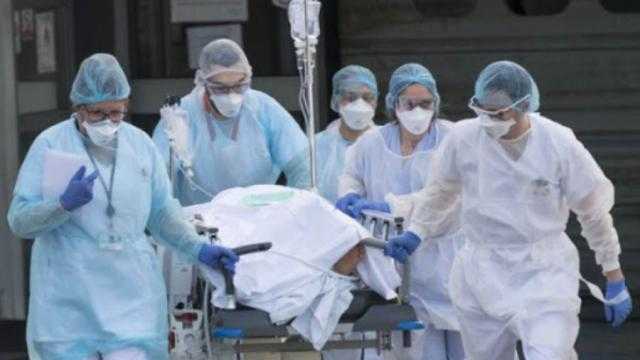 مع اقتراب فتح المدارس.. وفيات كورونا في الولايات المتحدة تتجاوز 160 ألفا