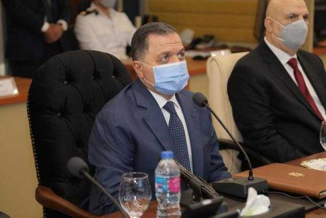 وزير الداخلية يتابع سير العملية الانتخابية عبر ”الفيديو كونفرانس”.. فيديو وصور