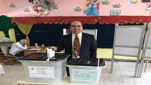 مستشار البرلمان يدلي بصوته في انتخابات مجلس الشيوخ