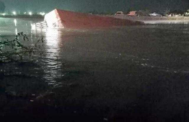 برلماني يكشف تفاصيل غرق معدية الموت في البحيرة