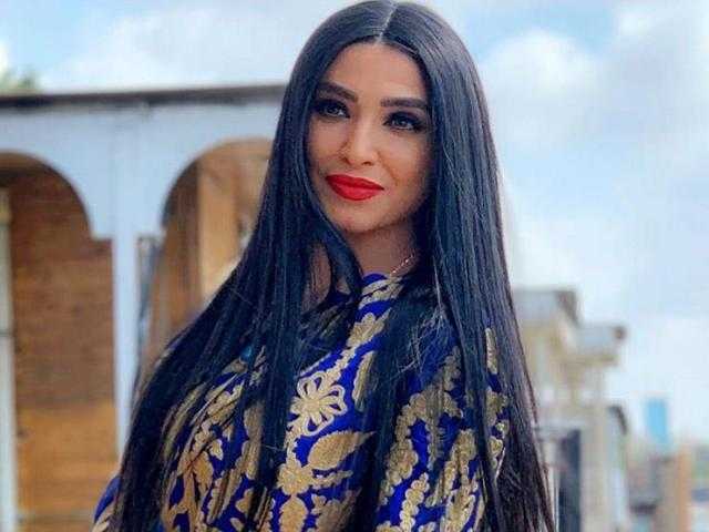 بالجنيه.. تعرف على سعر وماركة جاكيت روجينا فى أحدث جلسة تصوير